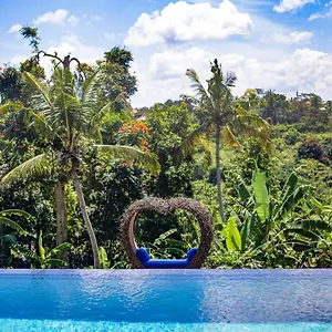 Wake In Paradise And Luxury Lebah Villas