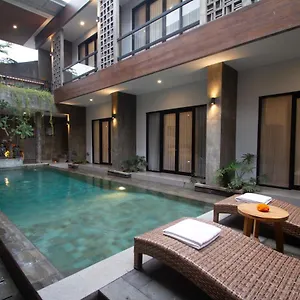 D By Pramana Guest house