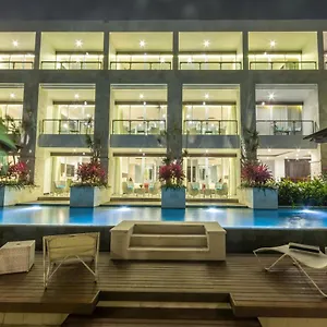 Adhiloka Hotel 3*