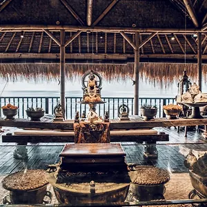 The Shrine House At Bingin