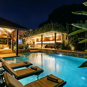 Besok Villa *