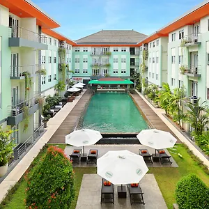 Harris & Residences Riverview Kuta, Bali