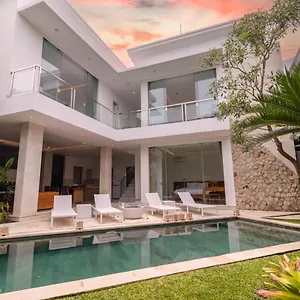 Villa Kusamakura *