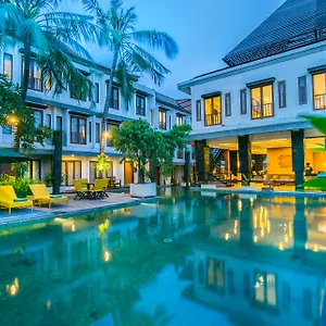 Casa Padma 3*