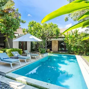 Kejora Beachfront Villa Sanur (Bali)