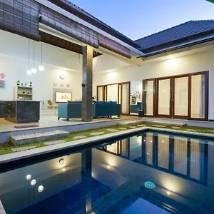 Adels 3 Bedrooms * Seminyak (Bali)