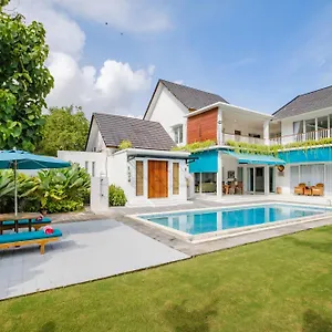 Annindra Villa *