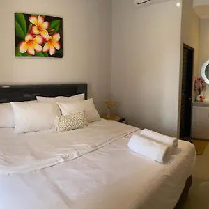Queen's Homestay