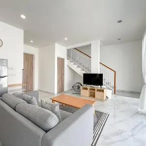La Buena Vida Modern Style *