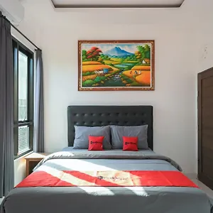 Reddoorz At Lotus House *