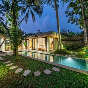 Villa Luxury Unveiled - 3 Bedroom With Pool - Your Escape Ubud (Bali)