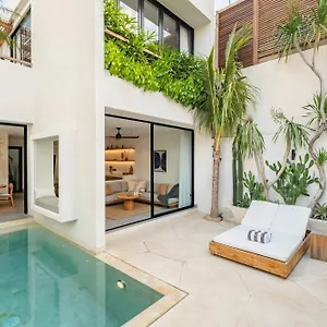 Elara Bingin Villa