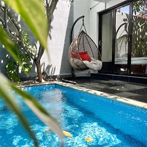 Beranda With A Pool By Balibenefit Villa *
