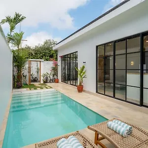 Elegant 2-bedroom Brand New In * Uluwatu (Bali)