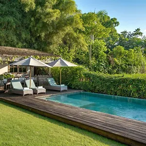Hotel Artis 4*