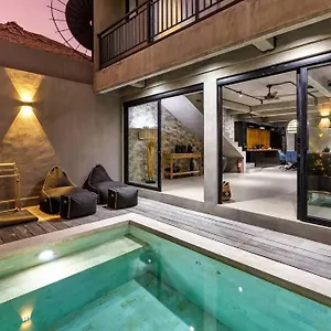 Atelier 1br In Villa *