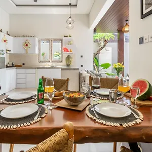 Luxury 2bd Pool Villa, 5mins Beach, Walk To Cafes! * Canggu (Bali)