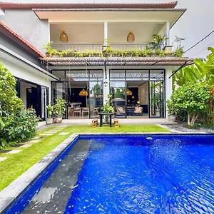 3 Bed Tropical With Private Pool Villa Canggu (Bali)