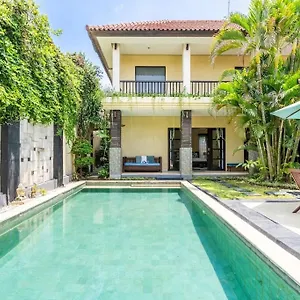 Cometa Prime 3br Private Pool Luxury Villa Seminyak (Bali)