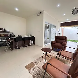 Villa Private 2 Bedrooms Open Space - Balangan