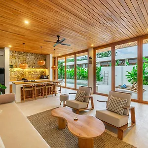 Lila - Stylish 2 Bedroom Retreat In Bingin