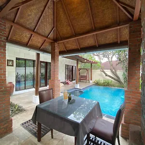 Villa One Bedroom With Private Pool Near Dps Airport