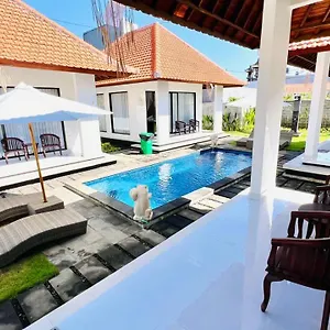 Guest house Ucu House