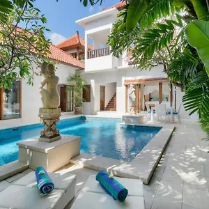 Super Value 3 Bed, Seminyak, Walk To Villa Seminyak (Bali)