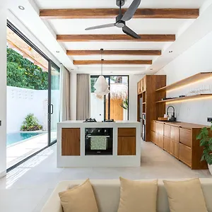 Pura Vida - By Yolla Hospitality * Uluwatu