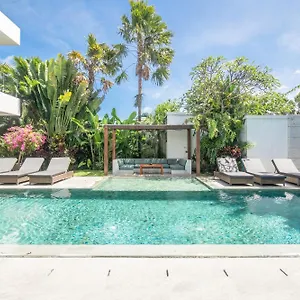 Villa Luxury 5br Villa, 200m To Finns Club Bliss