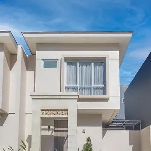 Azura Breeze By Premier Hospitality