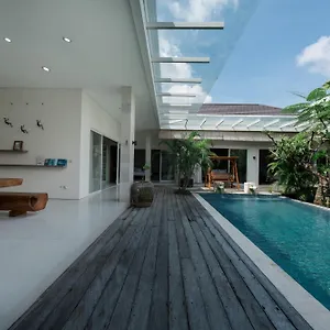 Lumiere - 3br Luxury With Private Pool * Seminyak