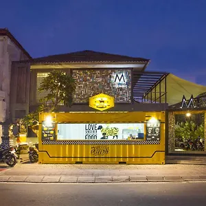 Hostel M Boutique *