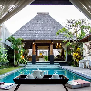 Arwana Estate * Seminyak (Bali)