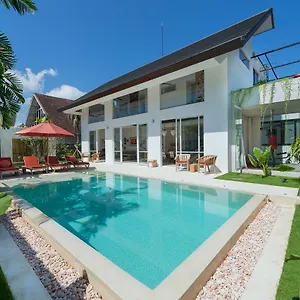 Alina Villa Seminyak (Bali)