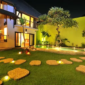 Athena Garden Villa *
