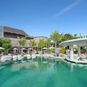 Cross Bali Breakers Villa *