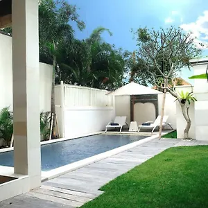Gadis Villa Seminyak (Bali)
