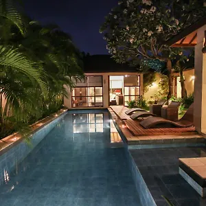 Samana Villa Legian (Bali)