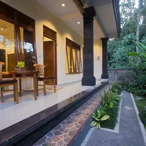 Taman Puspa Homestay *