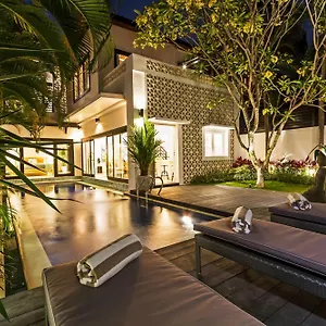 Meya Villa *