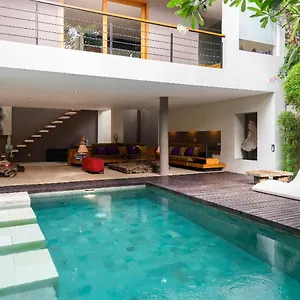 Athena * Seminyak (Bali)