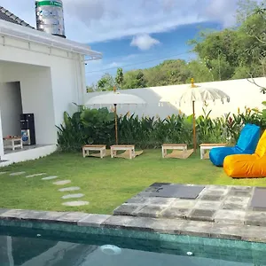Uli Bali And Hostel Uluwatu (Bali)