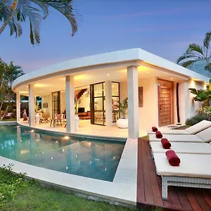 White Design Villa
