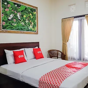 Oyo 3912 Wahyu Bali Hotel 2*