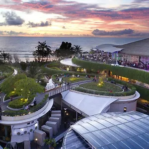 Yello Kuta Beachwalk Bali Hotel 3*