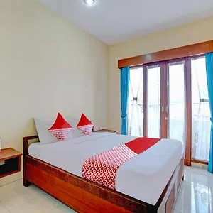 Oyo 90302 Damai