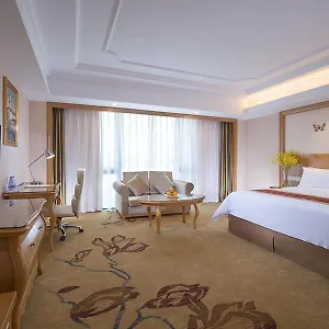 Vienna International Foshan Beijiao New Meidi Headquarter Hotel 4*