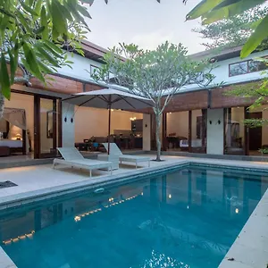 Villa Sayang I