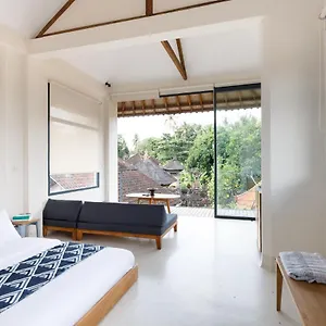 Contemporary Artisanal In Apartment *